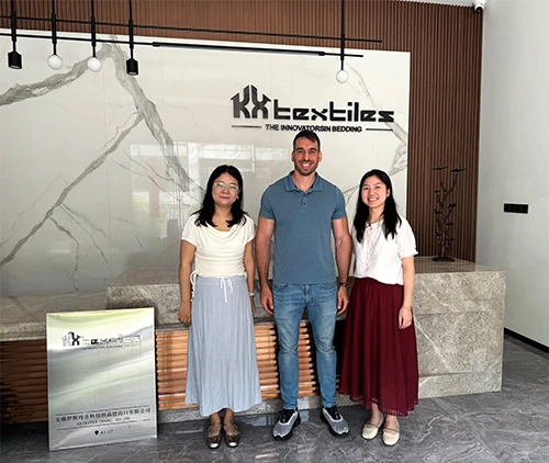 Israeli Buyers Visit KXT — Exploring Opportunities in Maternity And Baby Bedding
